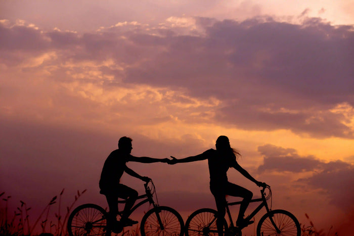Libra Intimacy: The Aesthetic Romantic Who Lives for Balance and Flirtation
