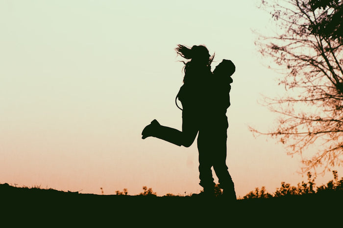 Humor as an Aphrodisiac: The Role of Wit and Playfulness in Dating