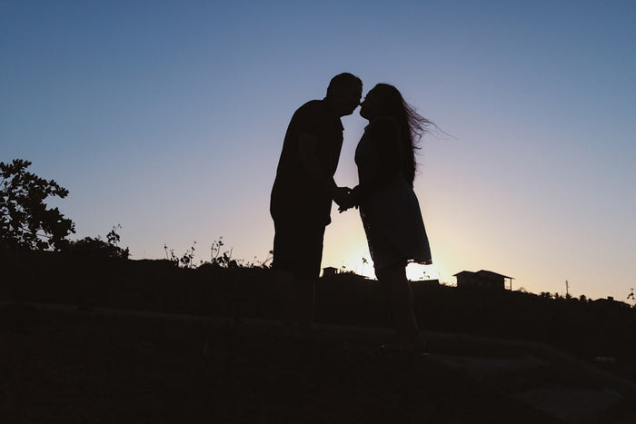 The Split Bill Debate: Modern Etiquette for First Date Finances