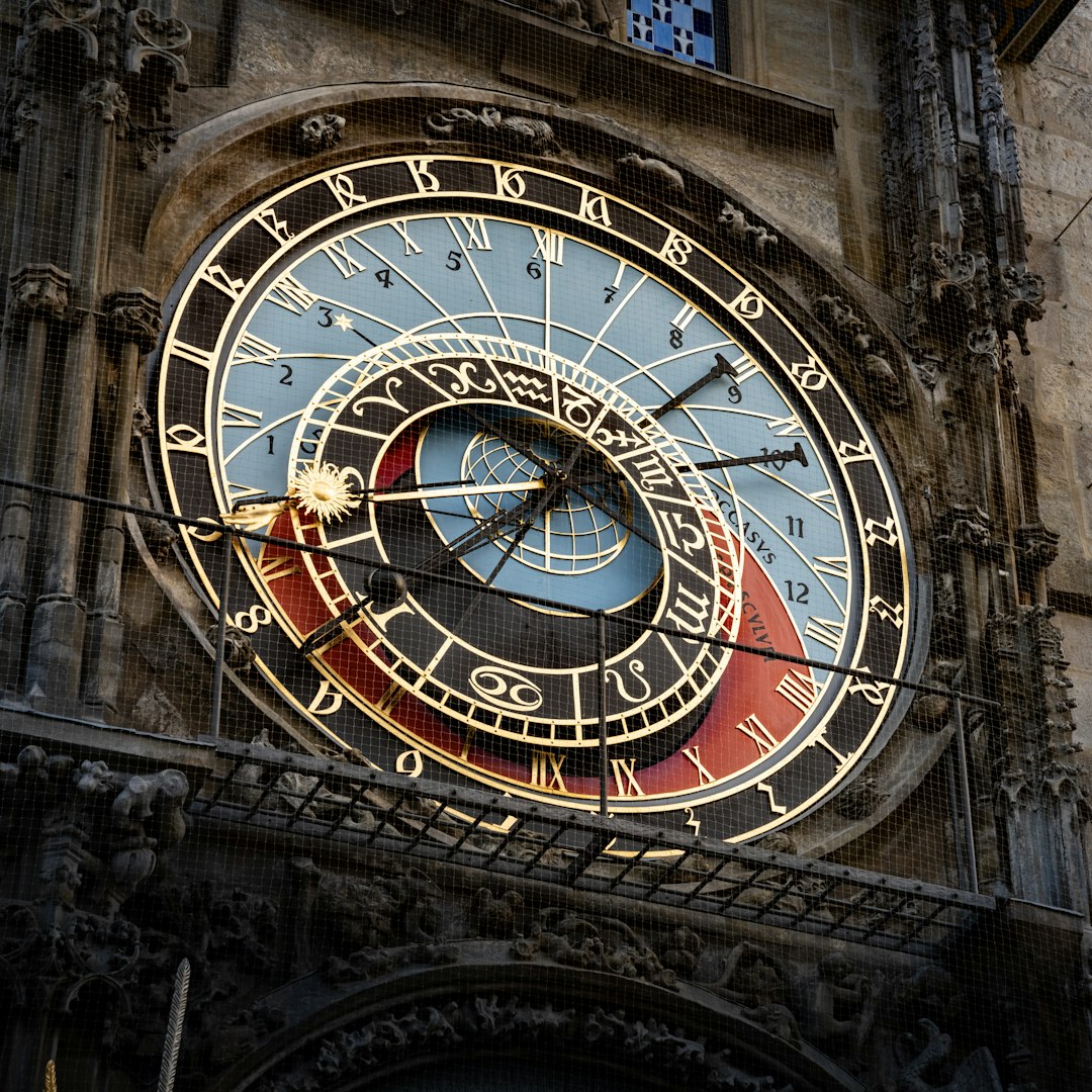 a-large-clock-on-the-side-of-a-building-3WmodS_pGJE
