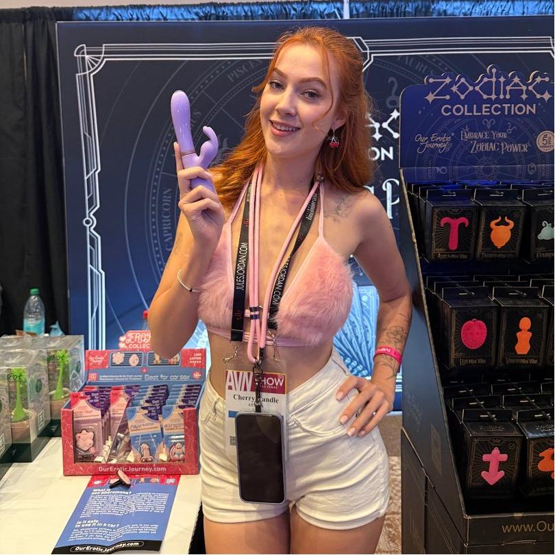 Heavenly Tickler|Vibrador de conejo de cristal ecológico